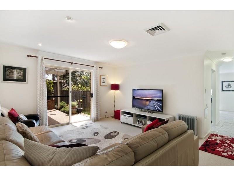 2/84F Haigh Avenue, Belrose NSW 2085