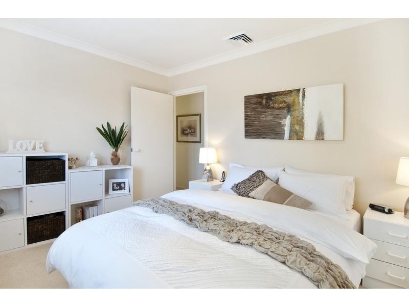 8 Busby Place, Frenchs Forest NSW 2086