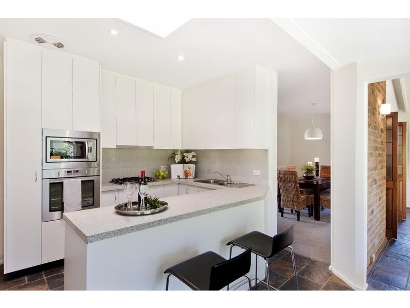 9 Stinson Place, Forestville NSW 2087