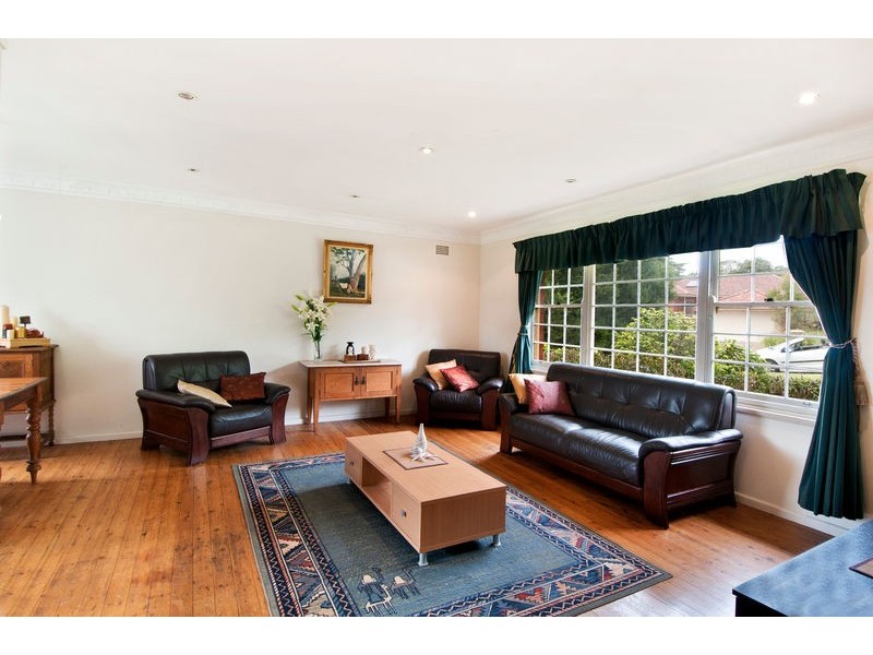 18 Wareham Crescent, Frenchs Forest NSW 2086