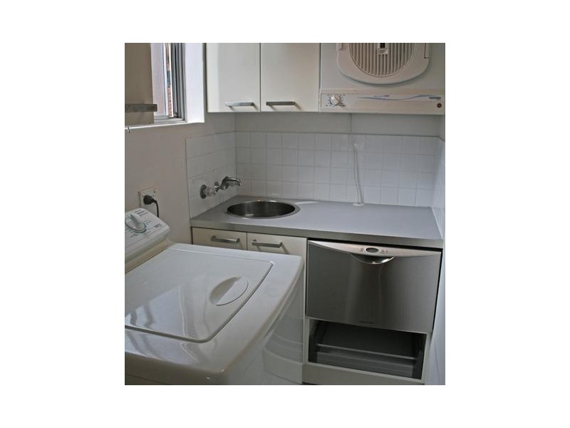 2/52 OAKS AVENUE, Dee Why NSW 2099