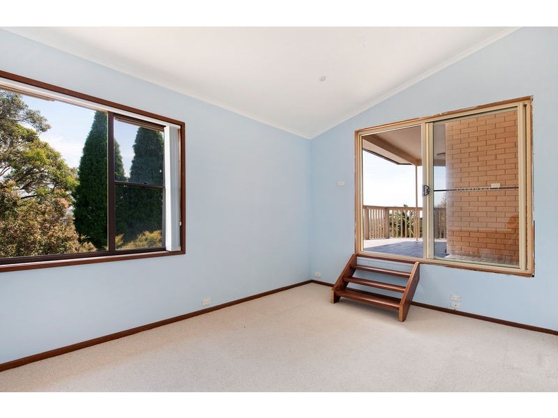 7 The Crest, Frenchs Forest NSW 2086