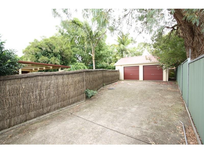 2 Bushland Avenue, Forestville NSW 2087