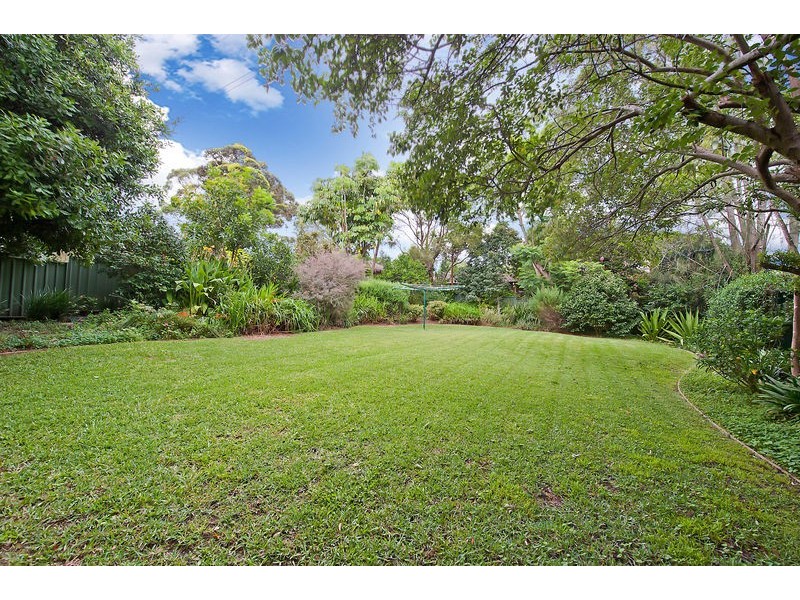 19 Knightsbridge Avenue, Belrose NSW 2085