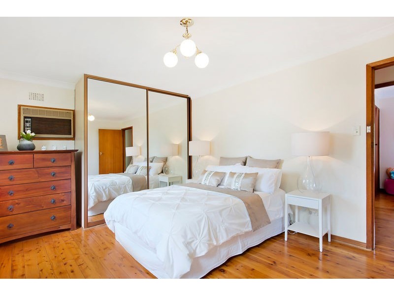 8 Jonathon Place, Frenchs Forest NSW 2086