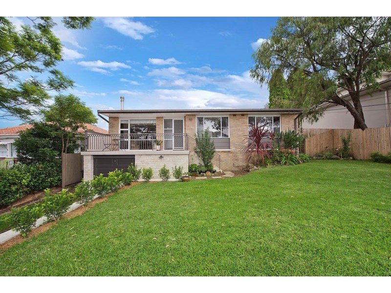 13 Dundilla Road, Frenchs Forest NSW 2086