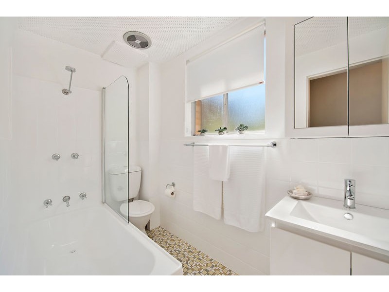 11/99 Pacific Parade, Dee Why NSW 2099