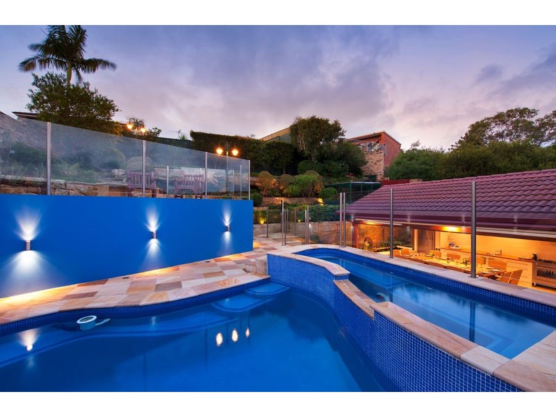 16 Sir Thomas Mitchell Drive, Davidson NSW 2085