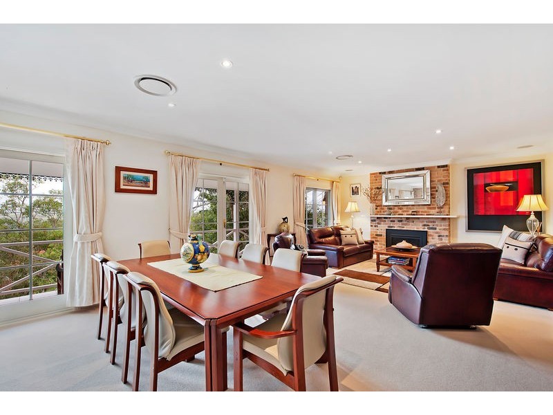 16 Sir Thomas Mitchell Drive, Davidson NSW 2085