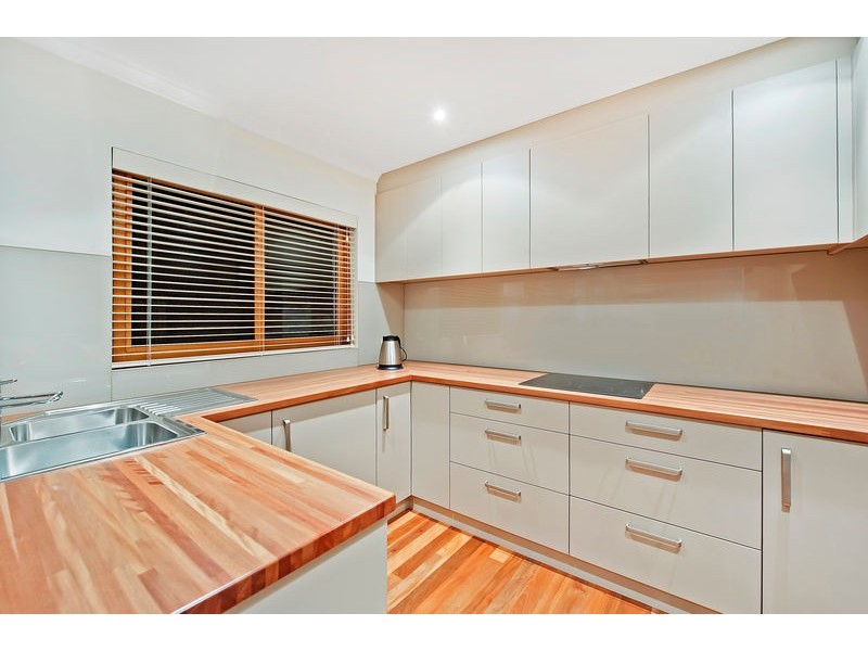 16 Sir Thomas Mitchell Drive, Davidson NSW 2085