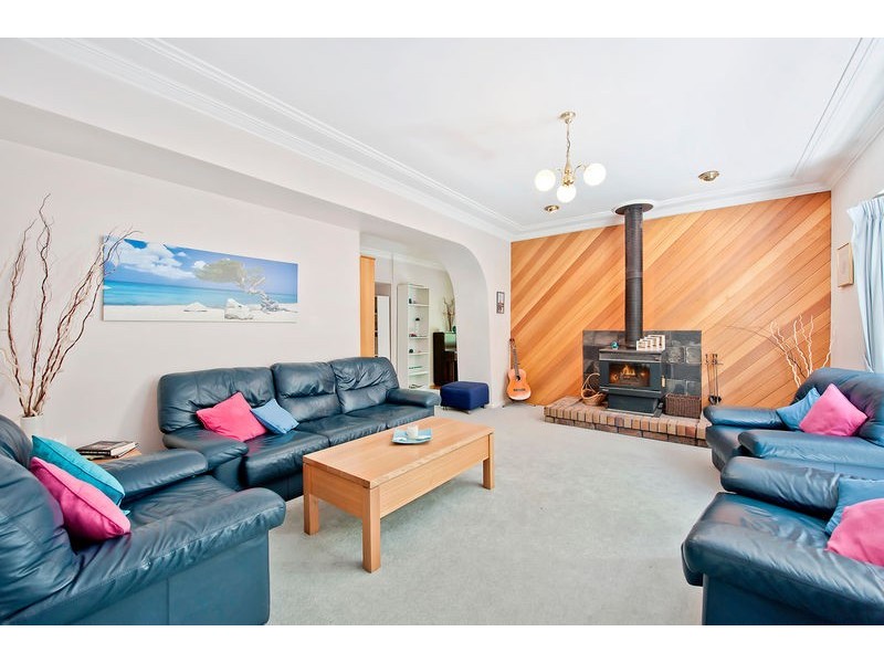 4 Sharan Place, Forestville NSW 2087