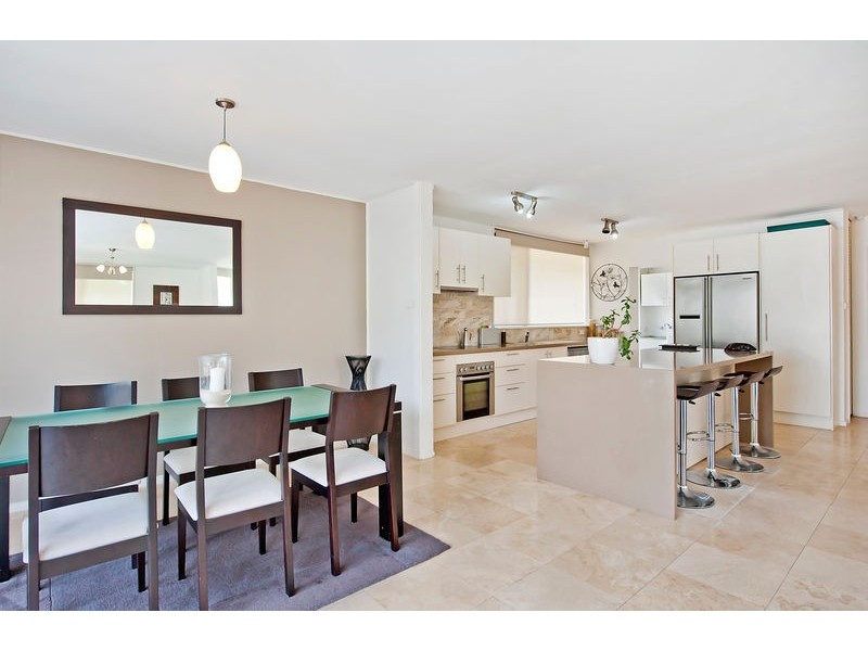 1 Stratford Drive, Belrose NSW 2085