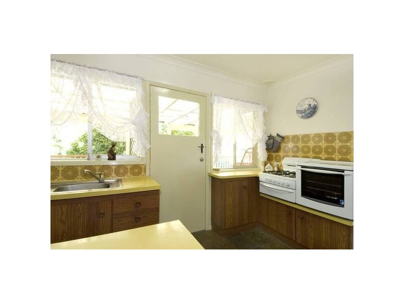 Hakea Ave, Frenchs Forest NSW 2086