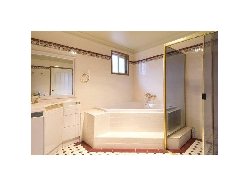 7 Noorong Avenue, Frenchs Forest NSW 2086