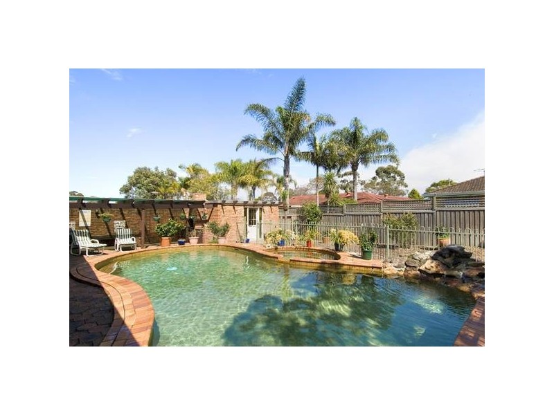 13 Cotentin Rd, Belrose NSW 2085