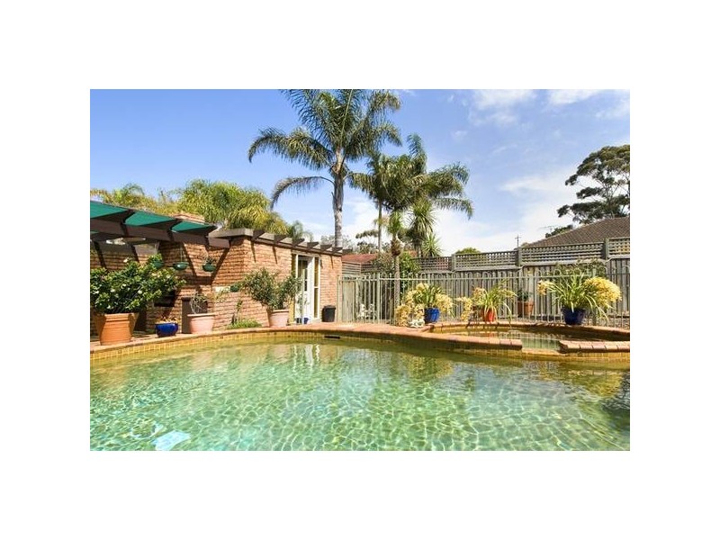 13 Cotentin Rd, Belrose NSW 2085