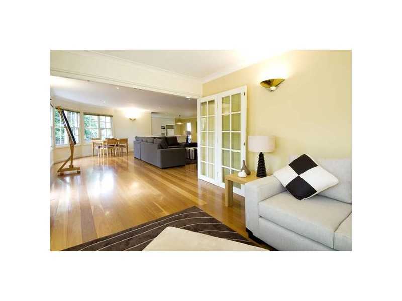 9 Devere Ave, Belrose NSW 2085