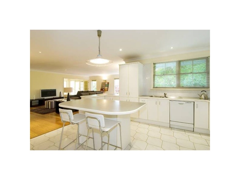 9 Devere Ave, Belrose NSW 2085