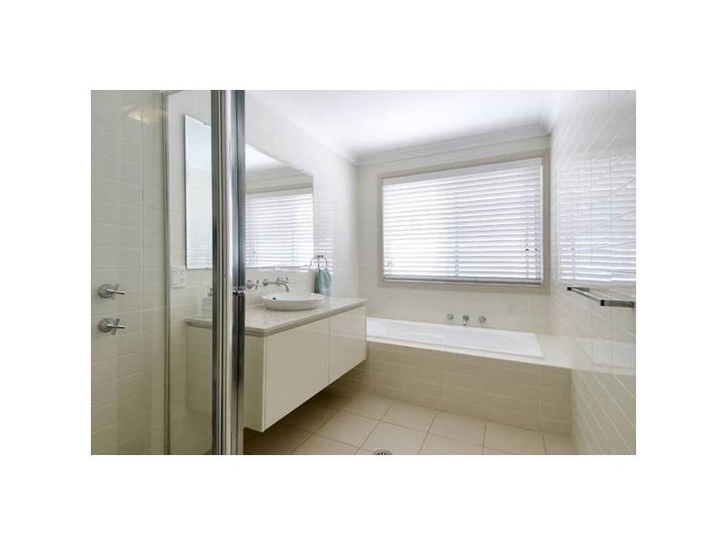 8 Vista Street, Belrose NSW 2085