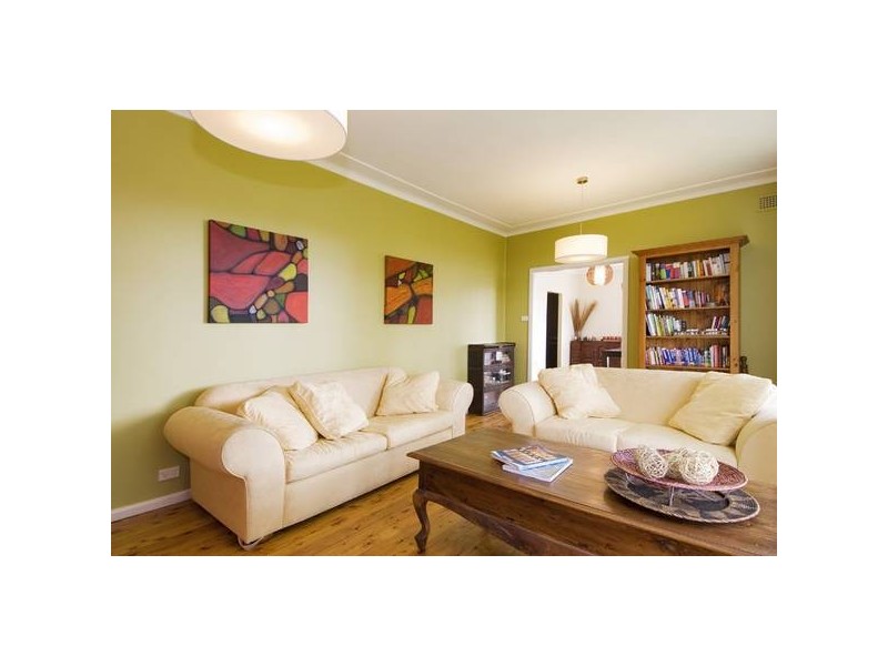 23 Maxwell Parade, Frenchs Forest NSW 2086