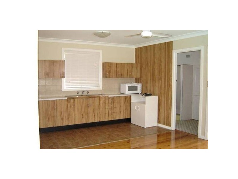 3 EDINBURGH ROAD, Forestville NSW 2087