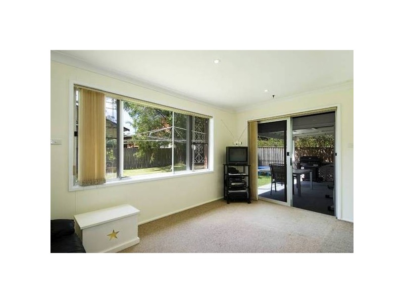 10 Yarrabin Street, Belrose NSW 2085