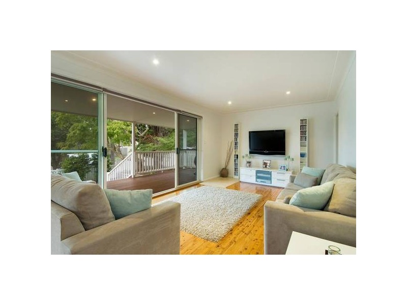 2 Dixon Avenue, Frenchs Forest NSW 2086