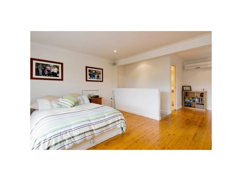 2 Dixon Avenue, Frenchs Forest NSW 2086