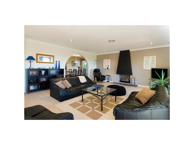 38 Sir Thomas Mitchell Drive, Davidson NSW 2085