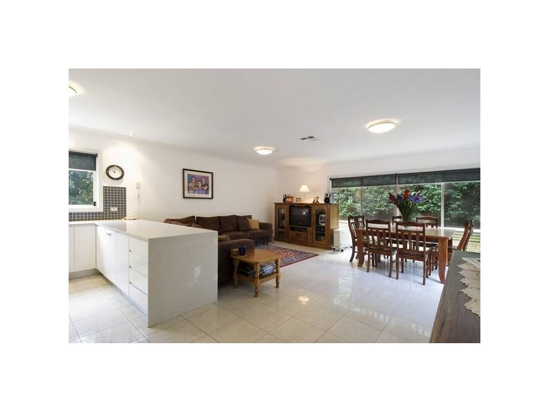 31 Seaview Parade, Belrose NSW 2085