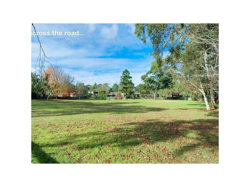 32 Deakin Street, Forestville NSW 2087