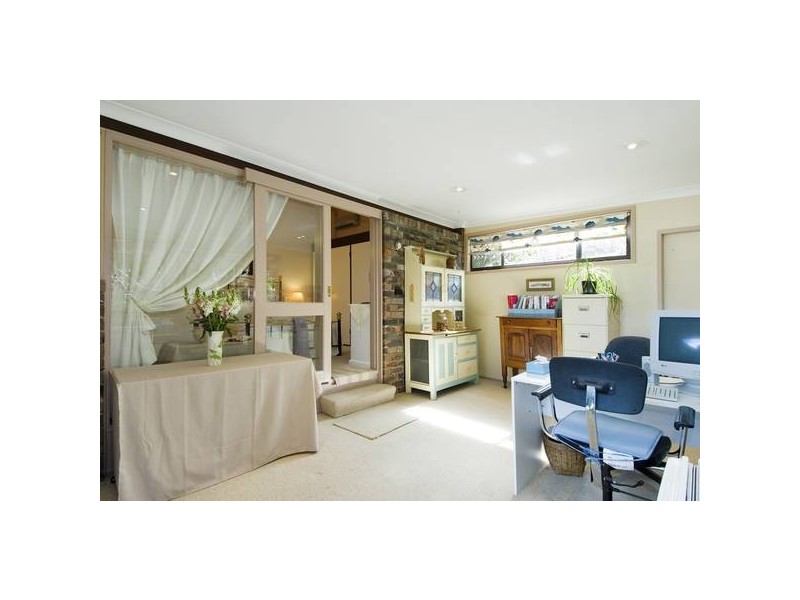 20 Elm Avenue, Belrose NSW 2085