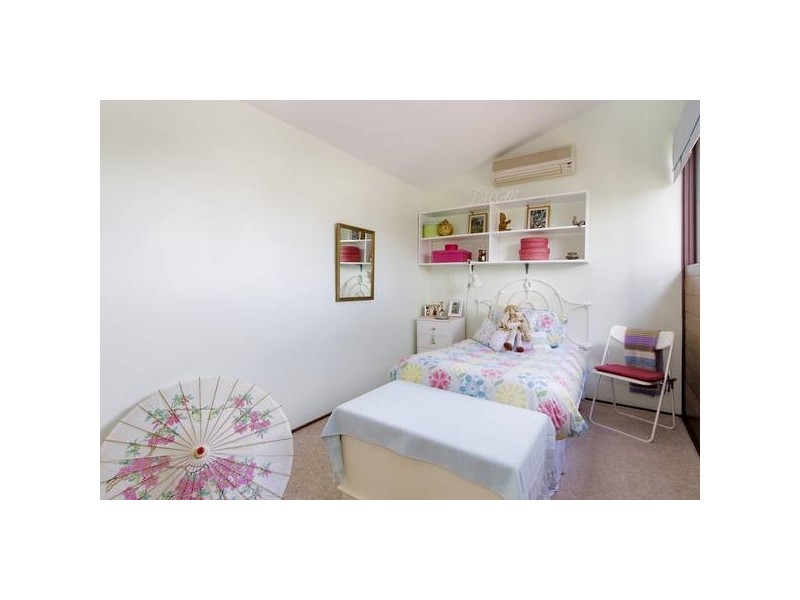 20 Elm Avenue, Belrose NSW 2085