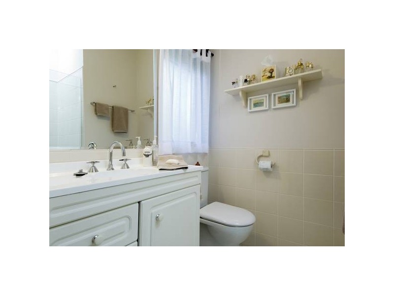 20 Elm Avenue, Belrose NSW 2085