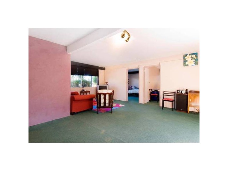 2 UNDULA PLACE, Belrose NSW 2085