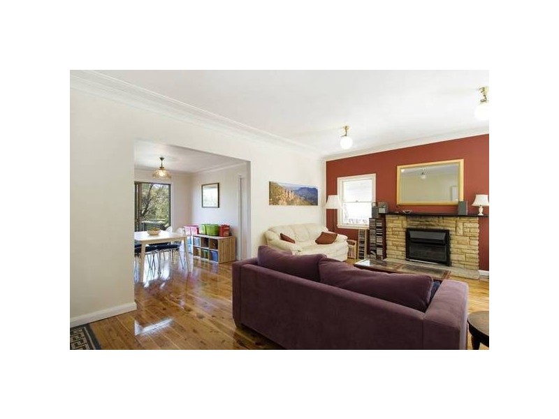 17 Sorlie Road, Frenchs Forest NSW 2086