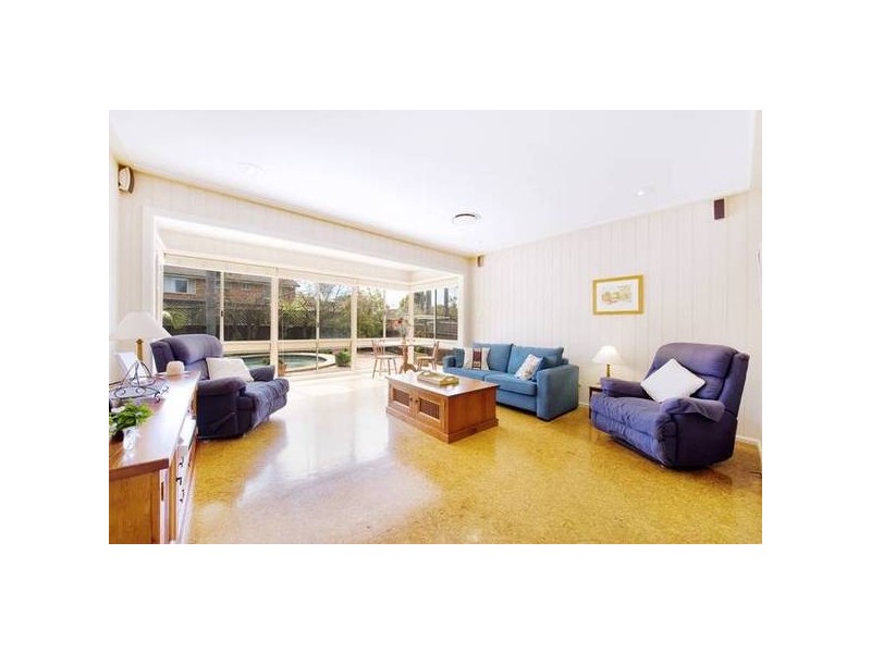 6 Seeana Place, Belrose NSW 2085