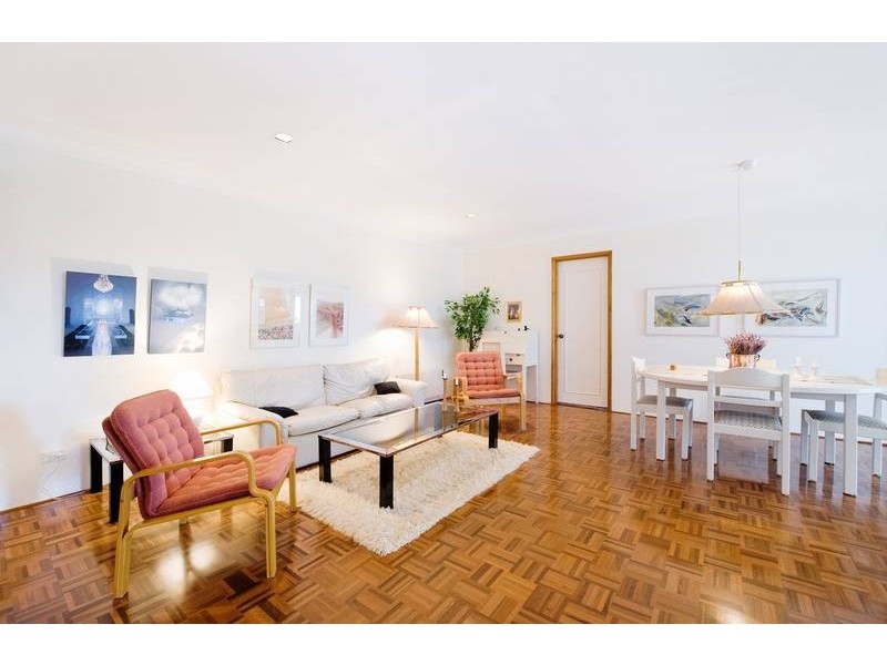 4 Busby Place, Frenchs Forest NSW 2086