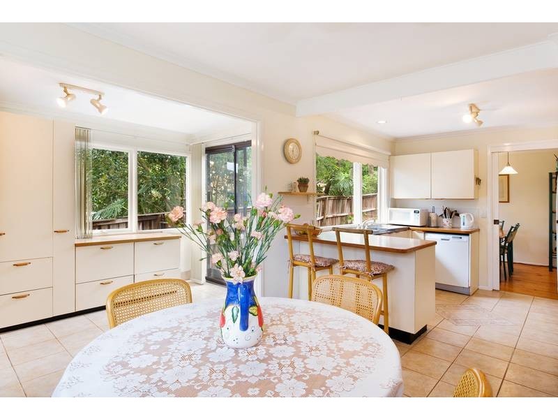 10 Burrswood Close, Belrose NSW 2085