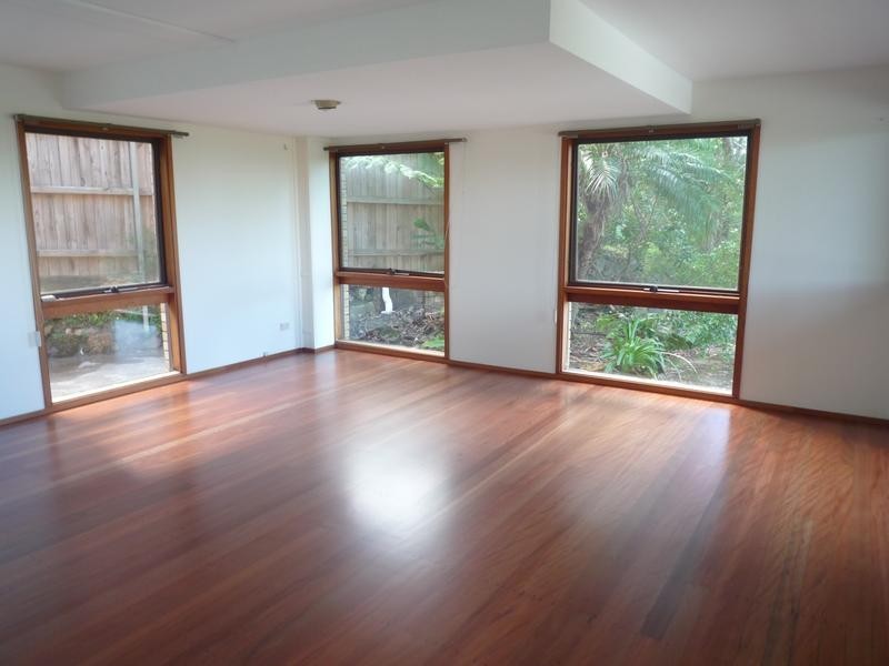 50 TRENTBRIDGE AVENUE, Belrose NSW 2085