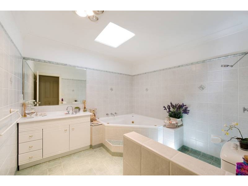 16 Andove Street, Belrose NSW 2085