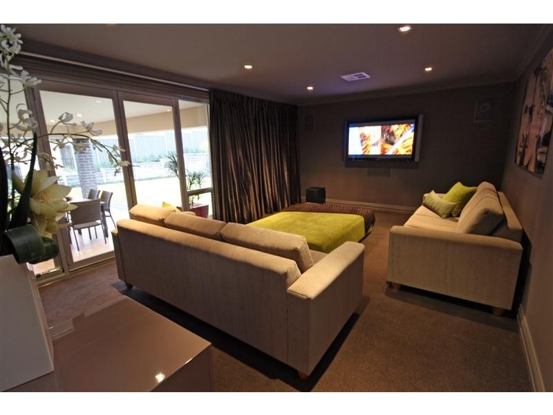 464 The Boulevard, Flagstaff Hill SA 5159