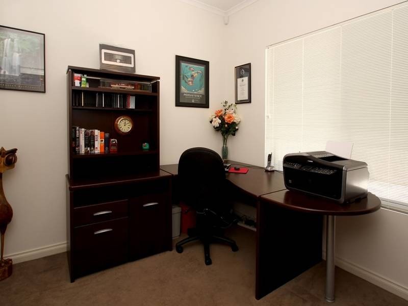 4 Diagonal Road, Seacombe Gardens SA 5047