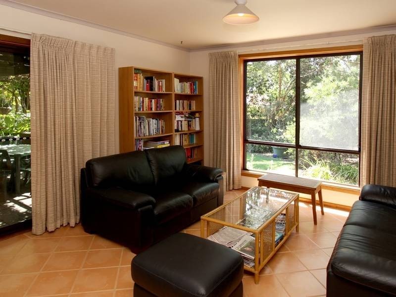 11 Anne Court, Happy Valley SA 5159