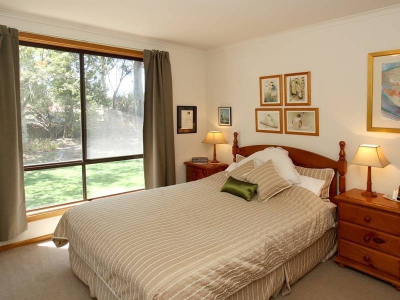 11 Anne Court, Happy Valley SA 5159