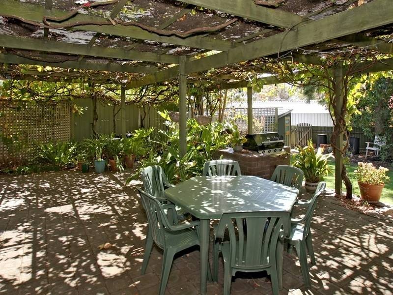 11 Anne Court, Happy Valley SA 5159