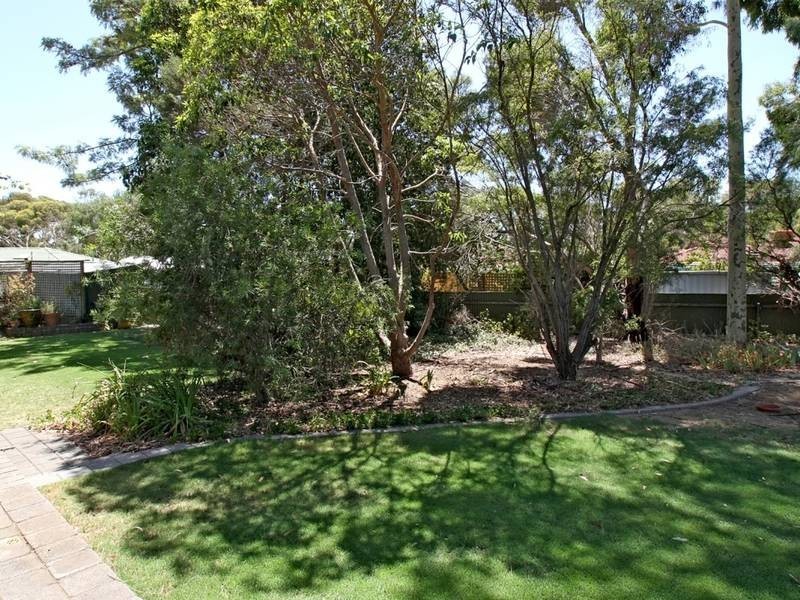 11 Anne Court, Happy Valley SA 5159