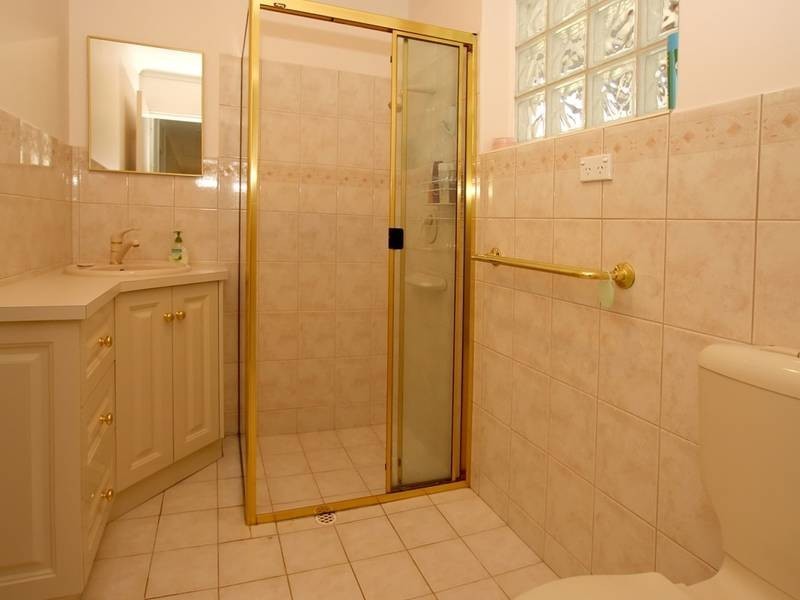 25 Jordan Avenue, Happy Valley SA 5159