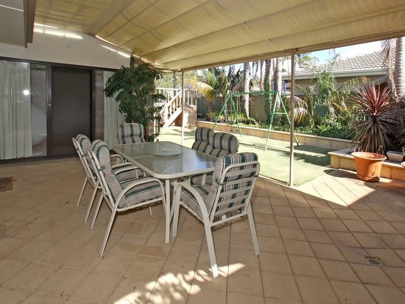 25 Jordan Avenue, Happy Valley SA 5159