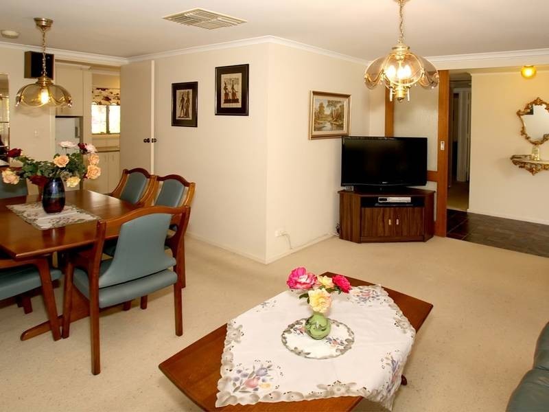 9 Anne Court, Happy Valley SA 5159